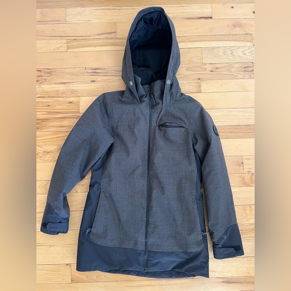 Women’s Small Insulated Burton Ski Jacket